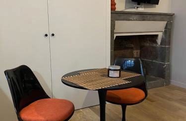 Lucas II Appartement 35 m2 Hôtel Particulier XVII ieme siècle Centre Historique Clermont-Ferrand cathédrale - Foto 7