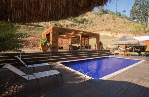 Sítio Cinco Folhas, recanto com vista pra montanha - Foto 2