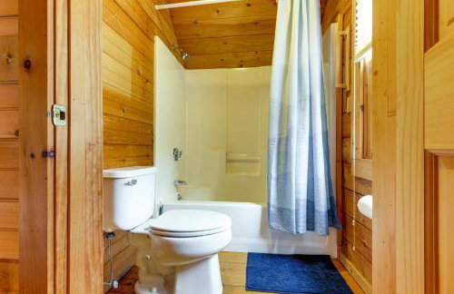 2 Mi to Boat Ramp Log Cabin in New Hampshire - Foto 17