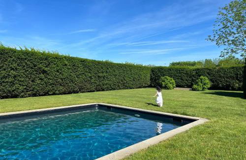 Stunning luxury Retreat I Wineries & Fall Farm Fun - Photo 8