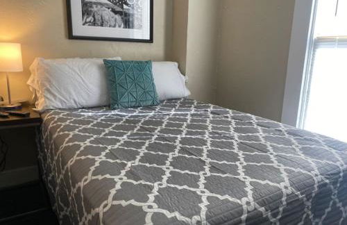 Dayton with 5 Beds Sleeps 10 2 Bedrooms plus WIFI - Foto 8