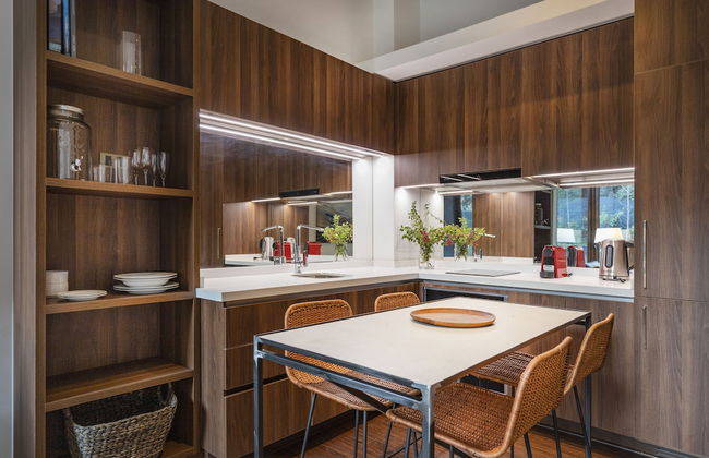 The Place - Photo 27