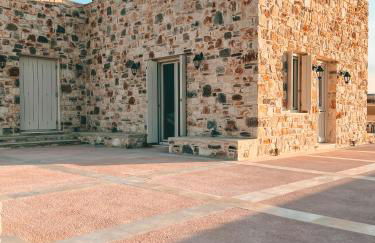 Aphrodite's Villa - Photo 2