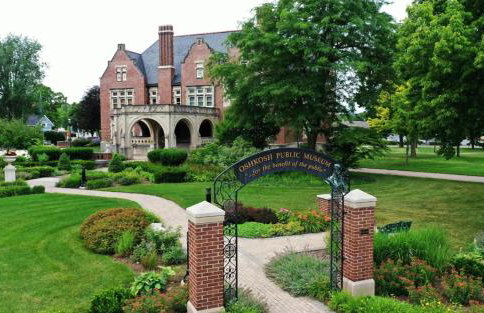 Central Oshkosh Stay - Walk to Lake and Downtown - Foto 34