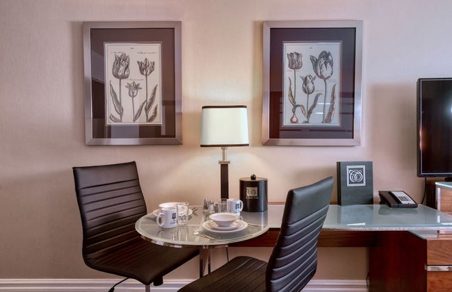 Hotel Le Cantlie Suites - Photo 8