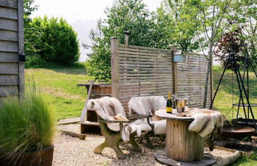 Shepherd's Hut- Hot Tub- Wellness Spa- Wood Burner - Foto 7