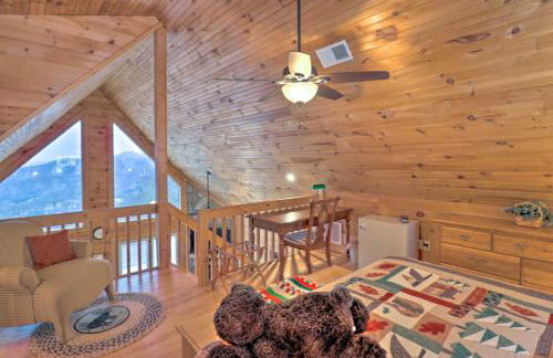 Smoky Mountain Cabin with Hot Tub and Views! - Foto 17