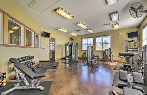 Gorgeous Calabash Condo with Balcony and Pool Access! - Foto 23