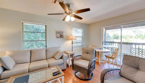 Coastal Oasis with Shared Pool, 2 Mi to Beach! - Foto 3