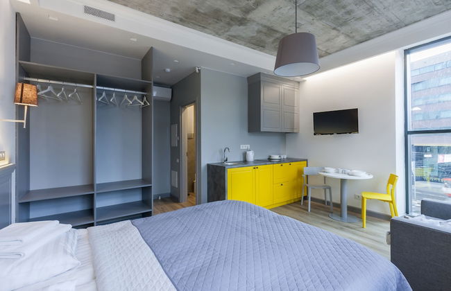 9010 Apartments - Photo 11