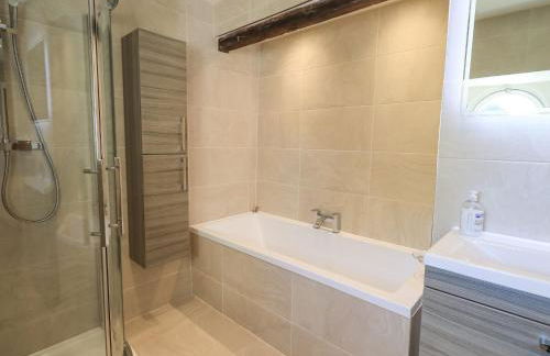 Clock Tower - Foto 21