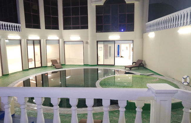 Emirates Hills Lake View Villa - Foto 43