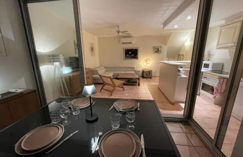 Appartement 60m2 piscine au coeur de Saint-Tropez - Photo 11