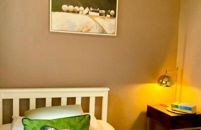 The Lake House, Woking - Photo 38