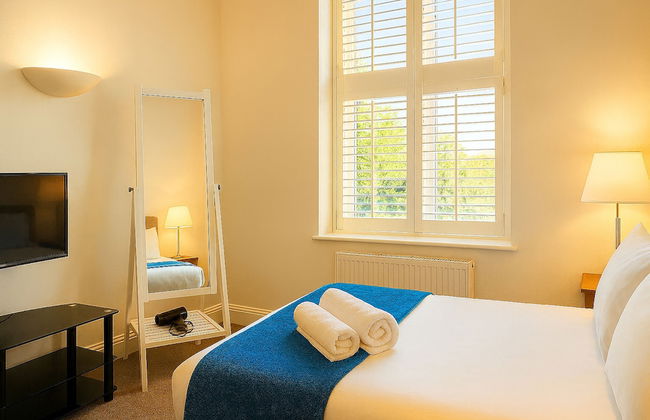 St Andrews Apartments - Photo 9