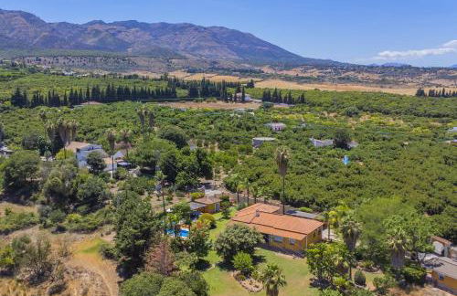 Cubo's Casa Rural La Aldaba Family 10 PAX - Photo 8