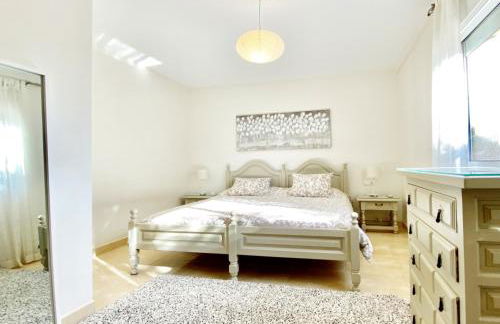 Villa Martina 4 bedroom villa with air conditioning & private swimming pool ideal for families - Foto 16