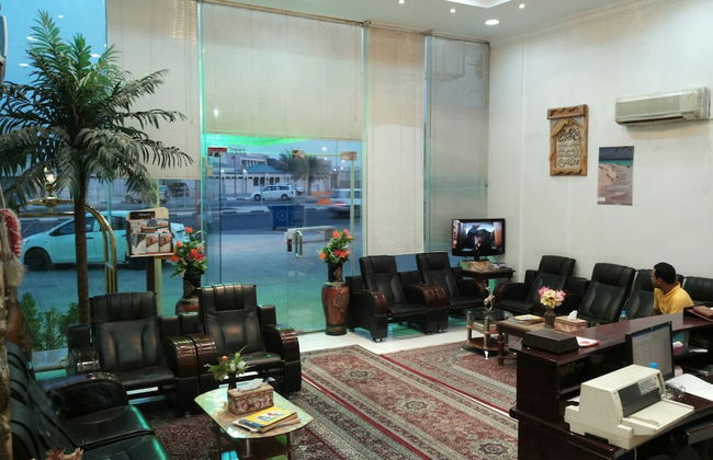 Al Eairy Furnished Apartments Al Ahsa 4 - Photo 11