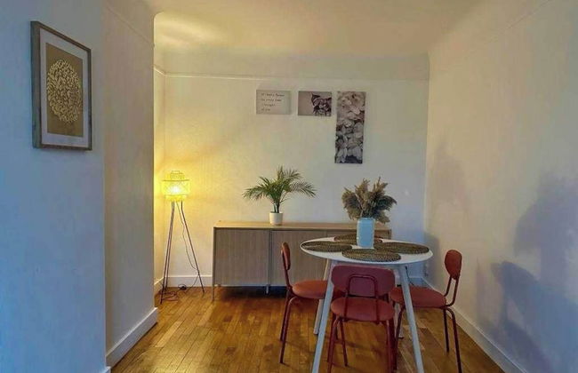 Cozy Apartment 2bdr/4p - in the Heart of Suresnes - Foto 12