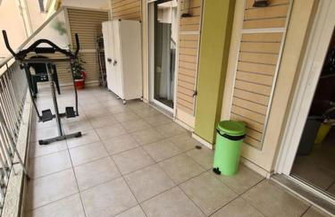 Άνετο, μεγάλο σπίτι κοντά στο μετρό - Foto 44