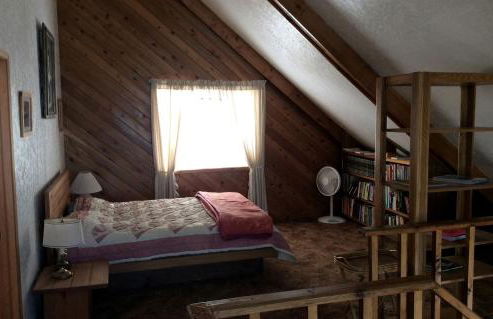 Secluded Cabin Rental with a Covered Back Deck in Elk City, Idaho - Foto 4