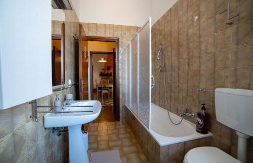 Dolce Rifugio sul Castello - Incantevole appartamento a due passi dal centro con Garage - Foto 11