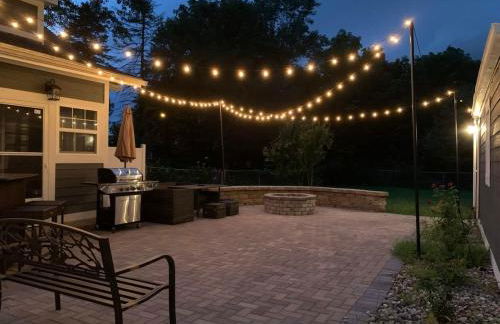 The Lucky Charm Home of the Fighting Irish! BBQ Outdoor Games Coffee - Foto 5