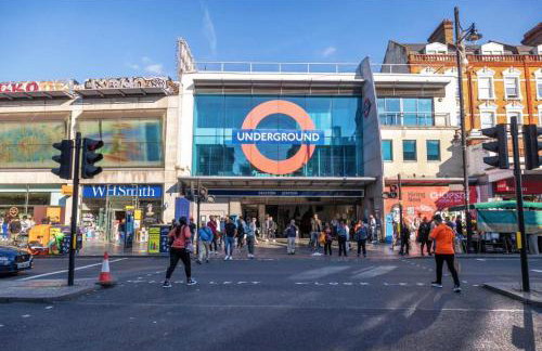 Lovely 2 Bedroom Garden Flat in London - Foto 23