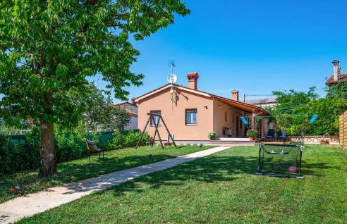 2 Bedroom Stunning Home In Zeliski - Foto 1