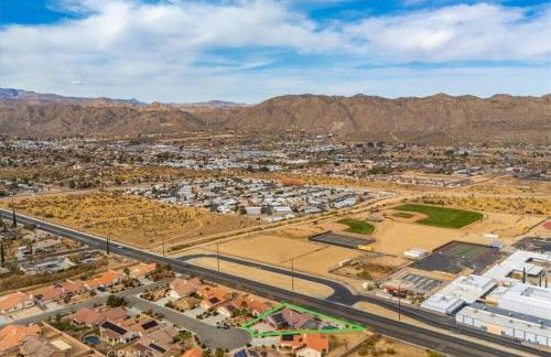 Stunning Joshua Home with Pool, Spa, & Game Room! - Foto 53