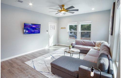 Lovely & Charming 4br/2.5ba Near Downtown's Prime - Foto 12