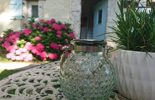 Entire apartment with swimming pool near Aubeterre - Foto 15