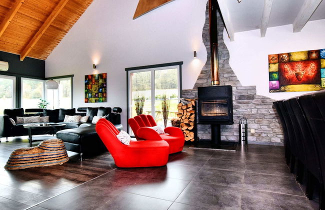 Villa With Heated Outdoor Pool and Sauna - Photo 15