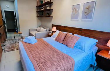 Granja Brasil - Lindo Studio - Com Piscina e Lazer - No Centro de Itaipava - Foto 27