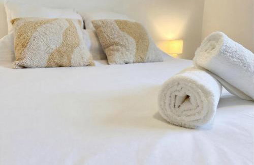 Lumen Chartrain - appartement proche centre-ville, balcon et parking - Foto 21