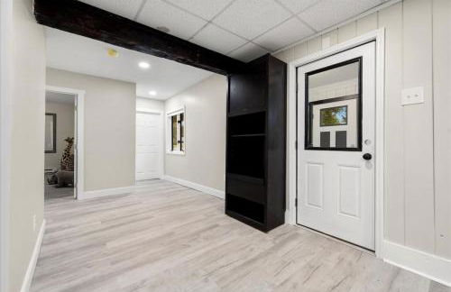 Whitewaters-Main plus Genoa on Oneida Lake - Sleeps 19 - Photo 39