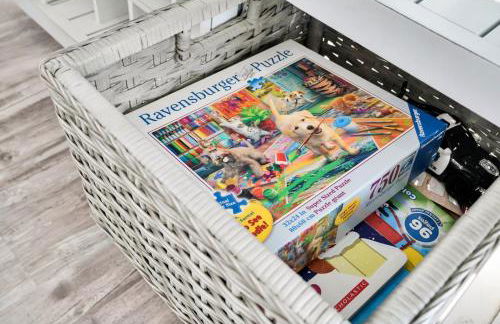 Walkable Topsail Retreat with Hot Tub and Views - Foto 9