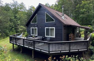 Serene Retreat on a Stream - Photo 15