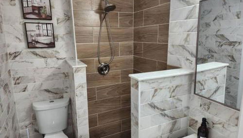 Stylish 1BR Near Heart of Town - Foto 5