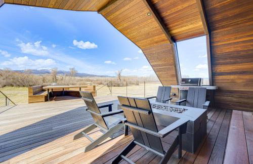 Riverfront Montana Retreat - Deck, Fire Pit and Pond - Foto 1