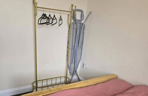 2 Bed - Sleeps 6 - Private Balcony - City Centre - Foto 7