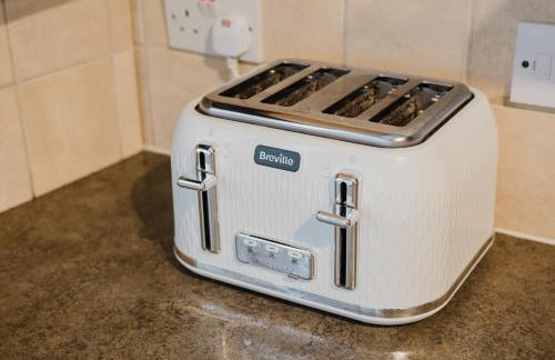 Modern and Comfortable 3 bed - Foto 23