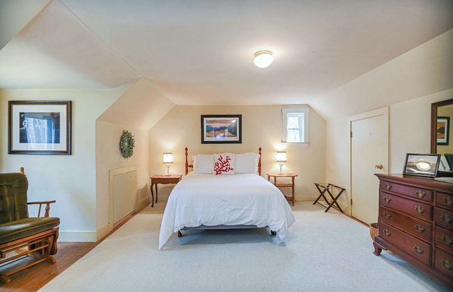 Cape Neddick Coastal Hideaway New England Charm! - Photo 2