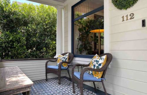 Upscale Downtown Home Walk to Beach shops Bars 2 - Photo 13