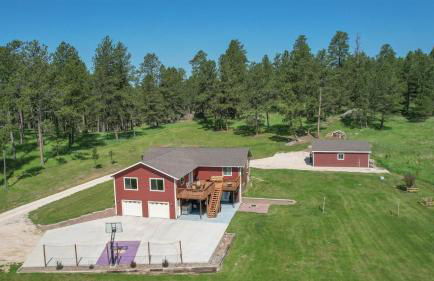 Custer Connection - Foto 1