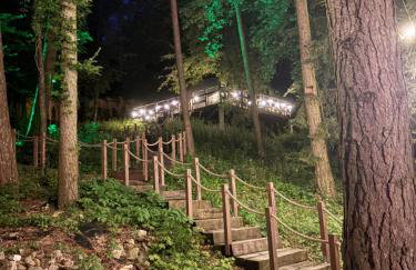 Na Skraju Lasu Domek na Drzewie & Glamping - Foto 2