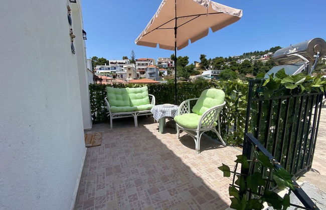 Alonnisos Beachfront Nest - Cozy Summer Getaway - Foto 7