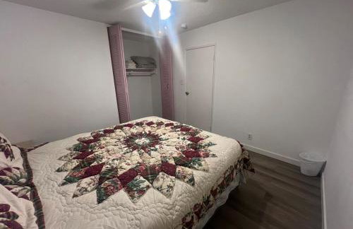 Vintage Apt Private Pool Oasis Sleeps 6 5 Min DT - Foto 35