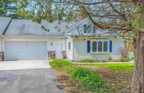 Maplewood Manor - Unit 2 - Foto 36