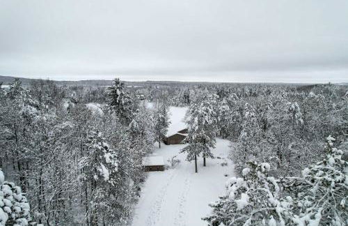 Lakeside Spooner Home with Game Room and Views! - Foto 45